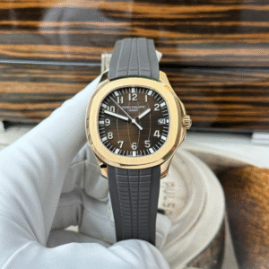 Patek Philippe Aquanaut 5167R Rose Gold 40mm