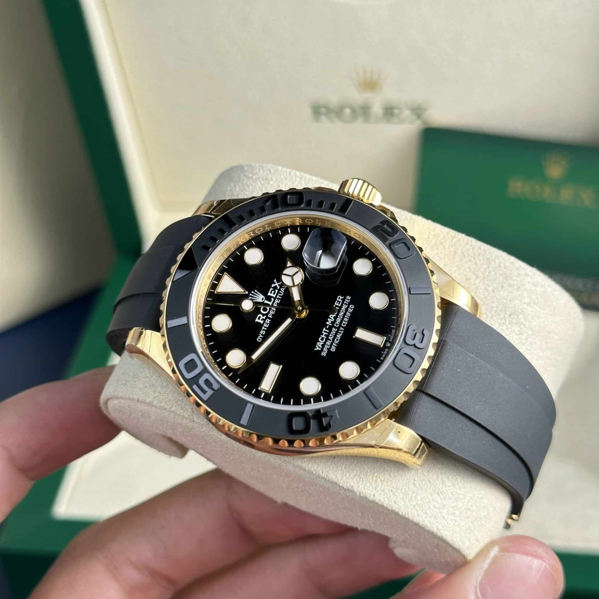 Rolex-Yacht-Master-226658-Yellow-Gold-Oysterflex-2 (2)