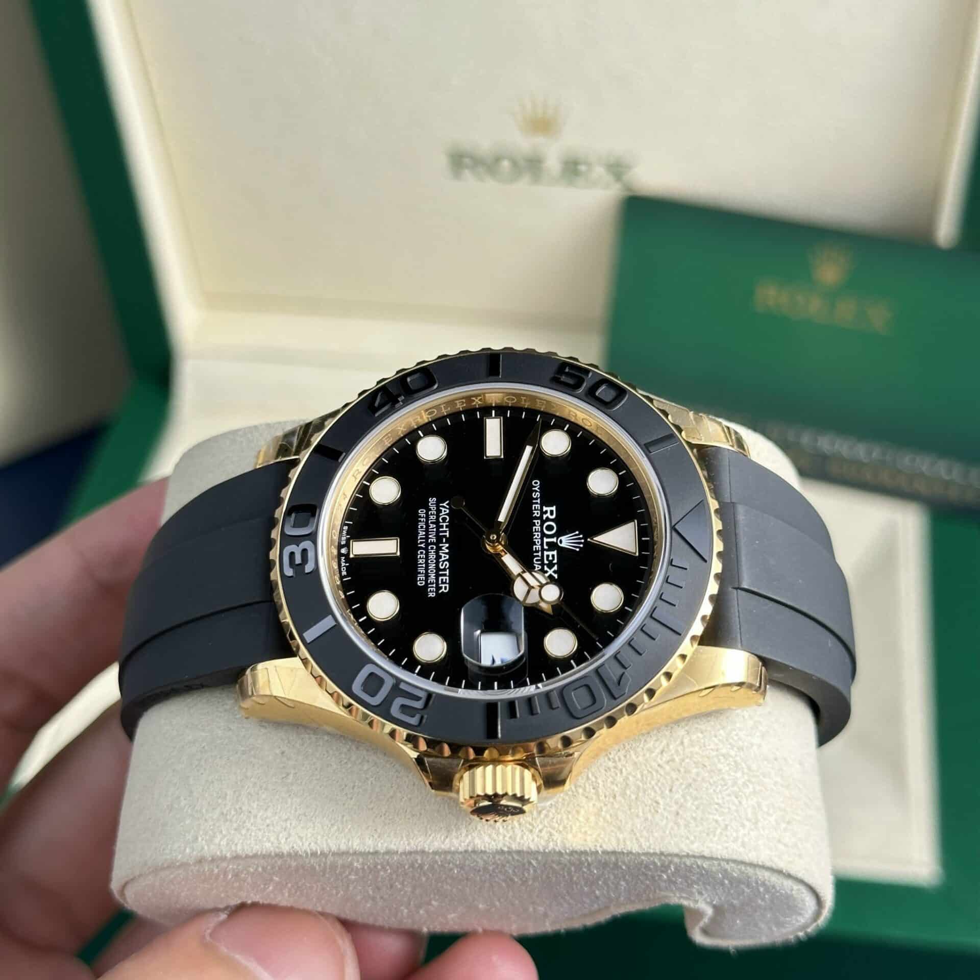 Rolex-Yacht-Master-226658-Yellow-Gold-Oysterflex-3 (2)