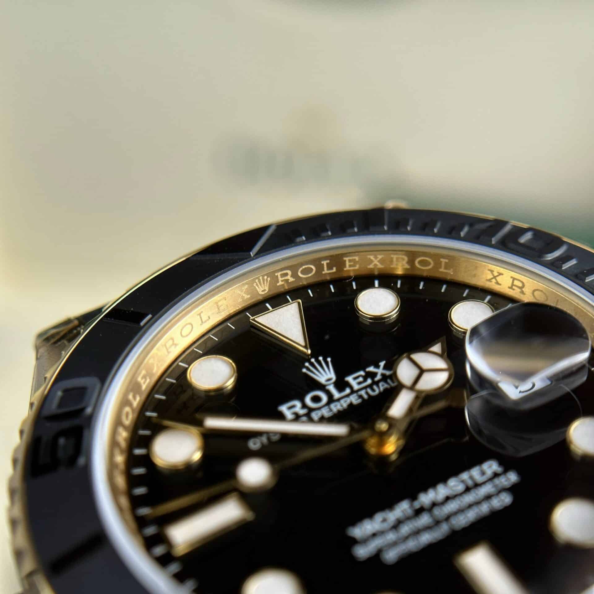 Rolex-Yacht-Master-226658-Yellow-Gold-Oysterflex-5 (2)