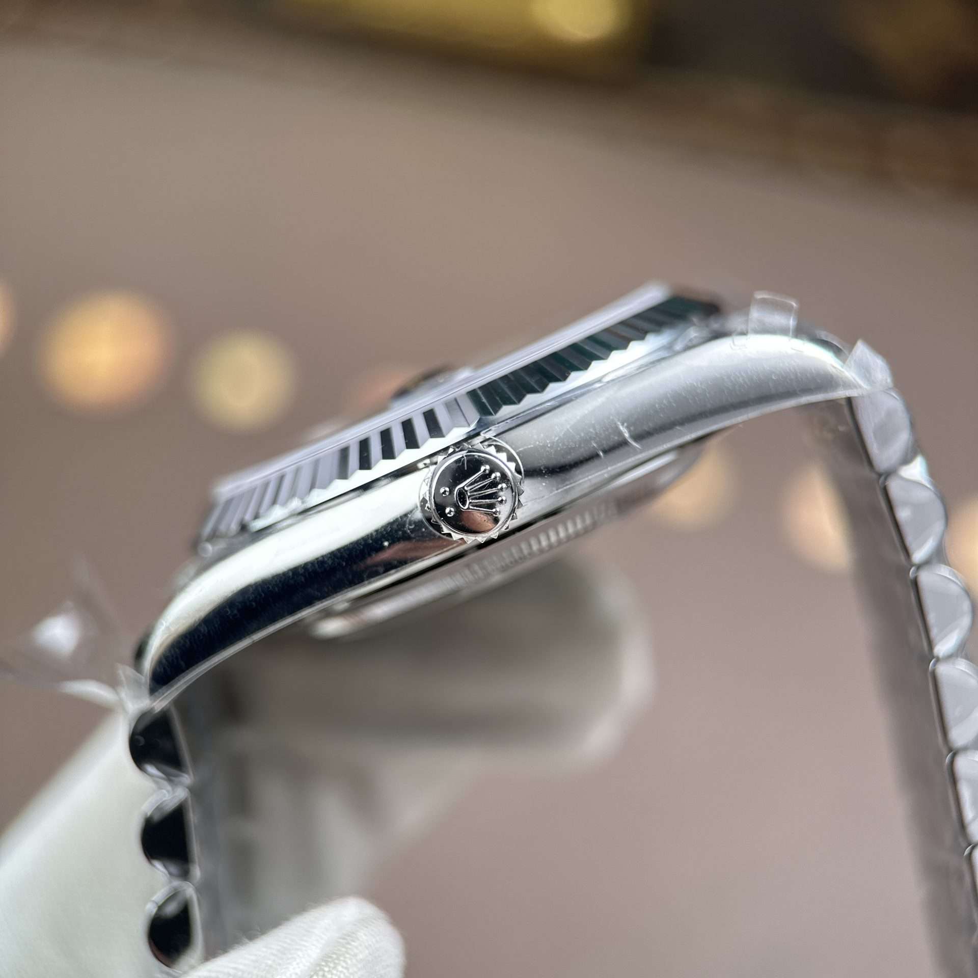 Dong-Ho-Rolex-Day-Date-Mat-Xanh-Ombre-Che-Tac-Nang-212-Gram-May-Calibre-3255-Nha-May-RC-40mm-5 (1)