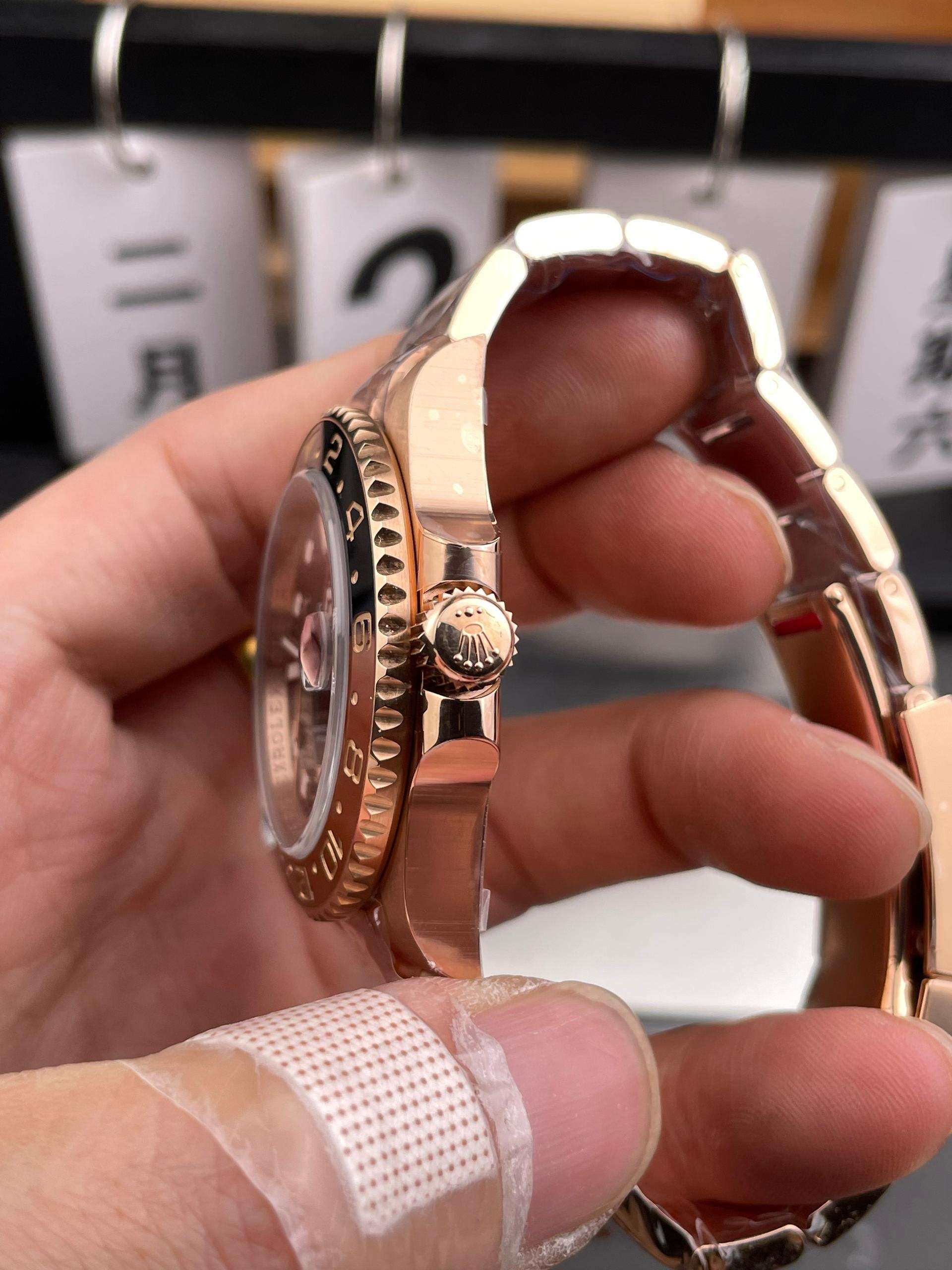 cab4ce0b-54c6-49a5-8714-edae99bc84d0