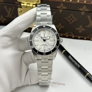 Tudor Black Bay 68 Replica Watches White Dial Automatic Movement ZF Factory 43mm